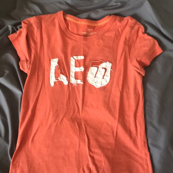 American Eagle medium shirt - Picture 1 of 1